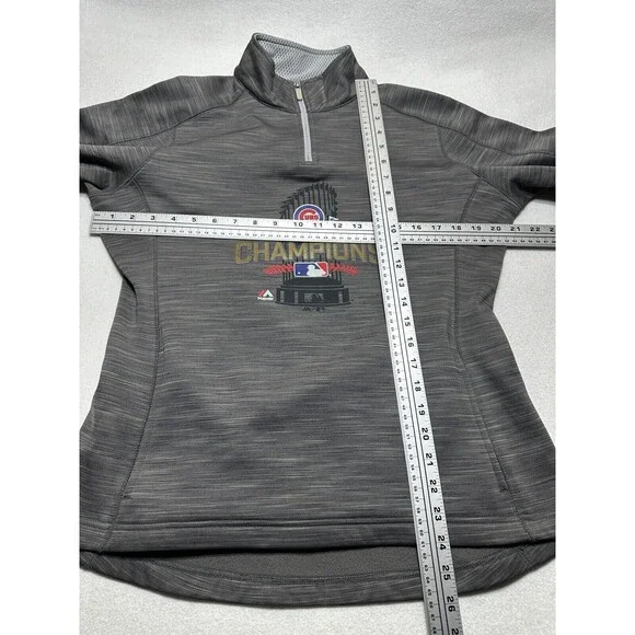 Chicago Cubs Majestic Therma Base Womens 2016 World Series Champions Size Medium - Picture 8 of 12